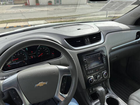 2017 Chevrolet Traverse LT