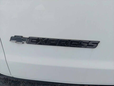 2017 Chevrolet Express 2500