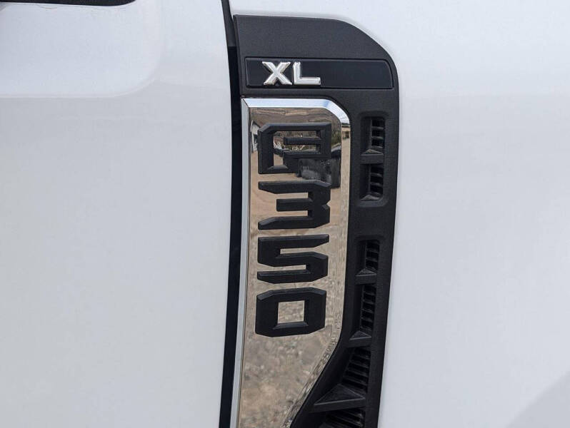 2024 Ford F-350 Super Duty XL