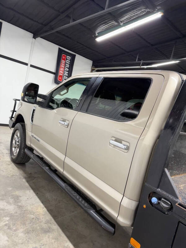 2017 Ford F-350 Super Duty Lariat