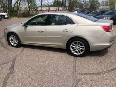 2013 Chevrolet Malibu for sale at AM Auto Sales in Forest Lake MN
