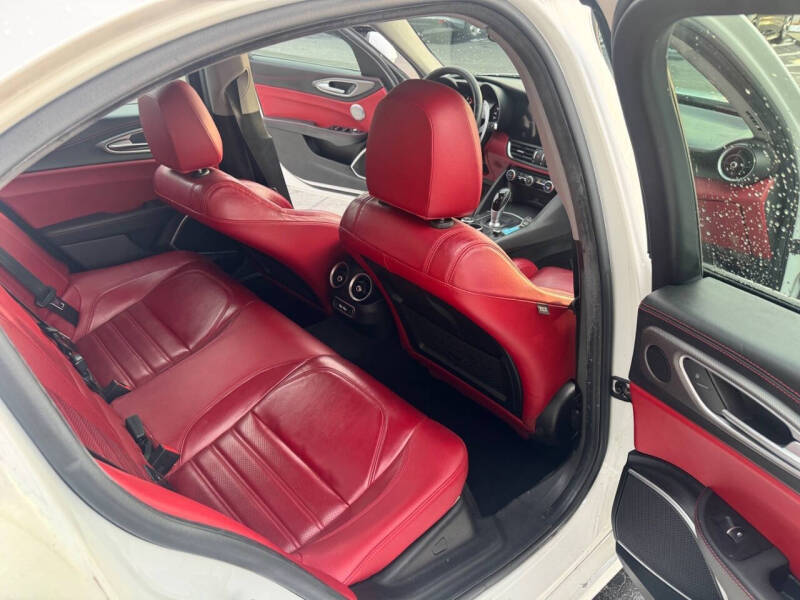 2019 Alfa Romeo Giulia Ti Sport