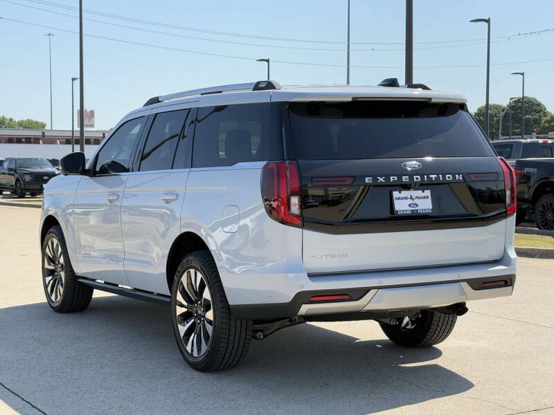 2025 Ford Expedition Platinum