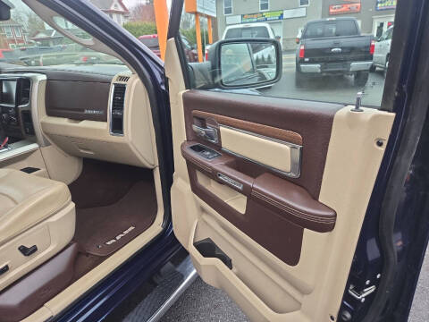 2015 RAM 1500 Laramie