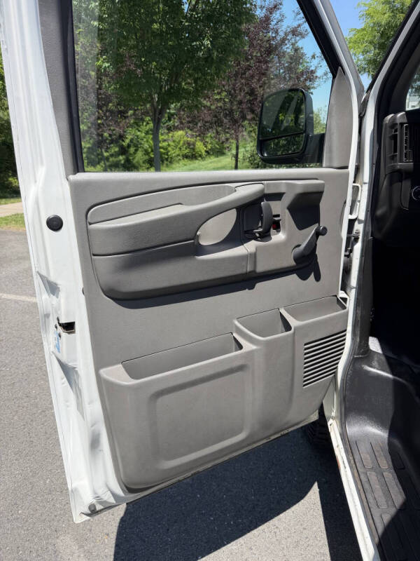 2012 Chevrolet Express 2500