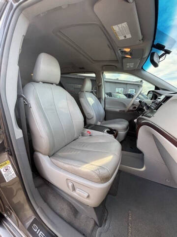 2013 Toyota Sienna