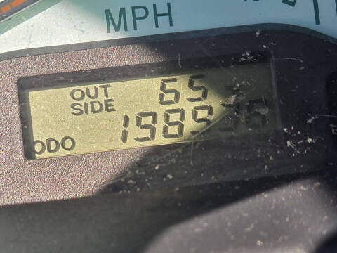 2003 Toyota Corolla LE