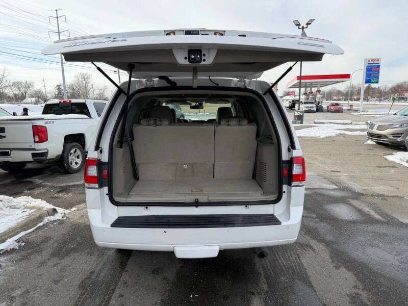 2016 Lincoln Navigator Select