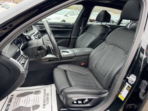 2017 BMW 7 Series 750i