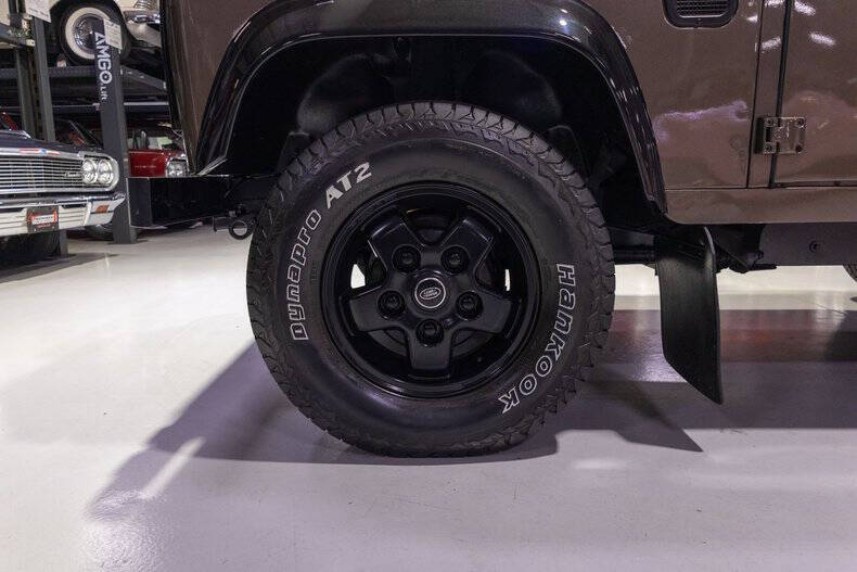 1987 Land Rover Defender