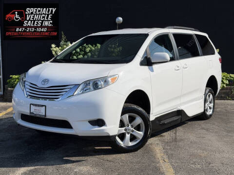 2016 Toyota Sienna LE Mobility 7-Passenger