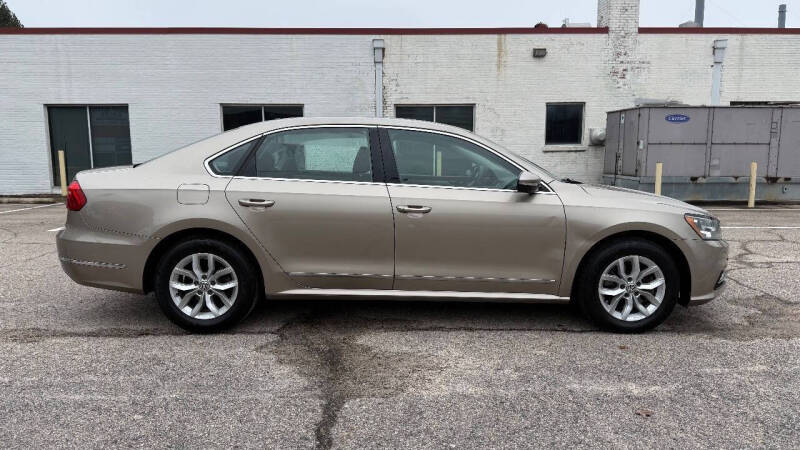 2016 Volkswagen Passat 1.8T S