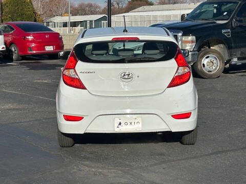 2016 Hyundai Accent SE