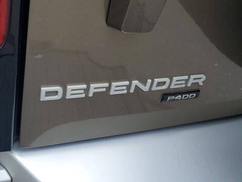 2023 Land Rover Defender 110 SE