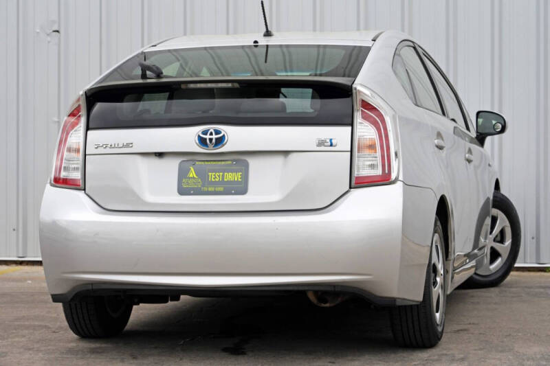 2015 Toyota Prius Two
