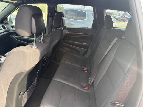 2019 Jeep Grand Cherokee Laredo E