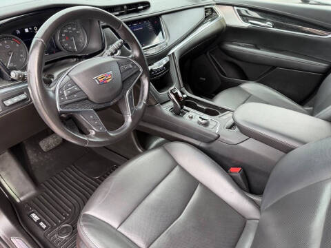 2021 Cadillac XT5 Premium Luxury