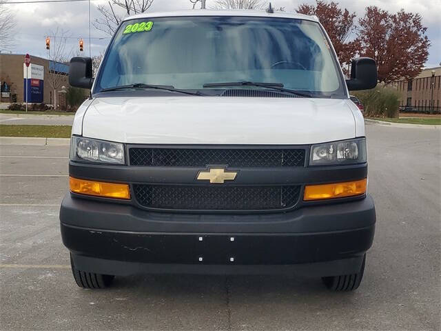 2023 Chevrolet Express 2500