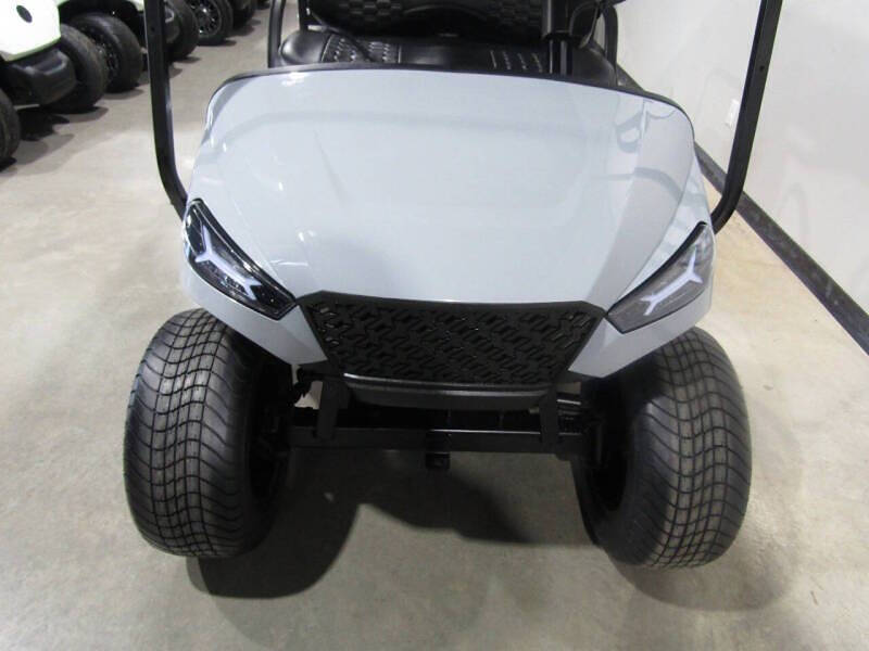 2020 E-Z-GO Storm