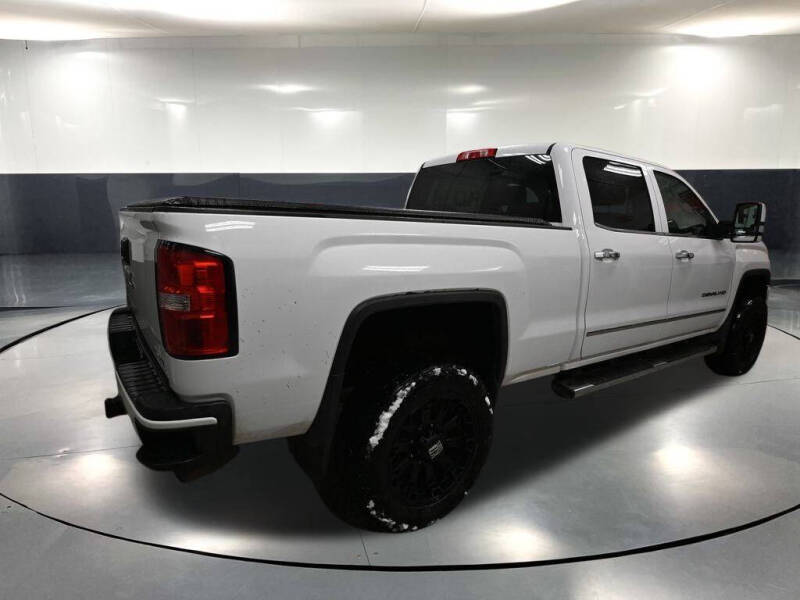 2015 GMC Sierra 2500HD Denali