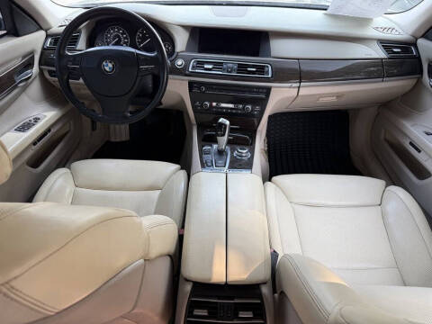 2009 BMW 7 Series 750Li