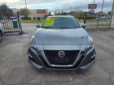 2020 Nissan Altima for sale at JAH MOTORSPORT CORP OF FLORIDA in Cocoa FL