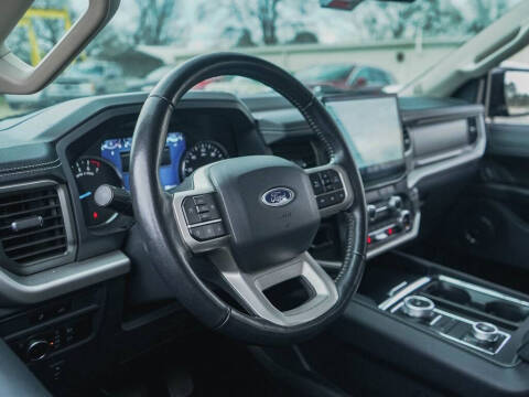 2023 Ford Expedition MAX XLT