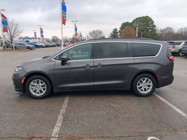 2022 Chrysler Pacifica Touring L
