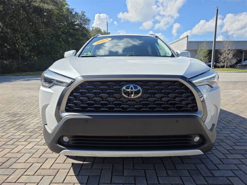 2024 Toyota Corolla Cross XLE