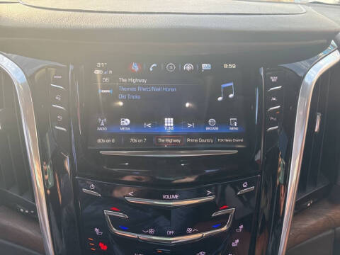 2020 Cadillac Escalade ESV Premium Luxury