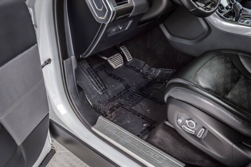 2019 Land Rover Range Rover Sport SVR