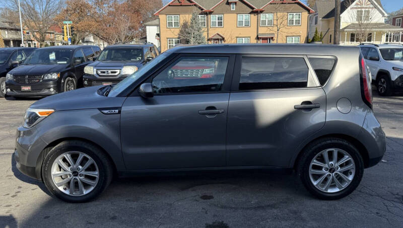 2017 Kia Soul +