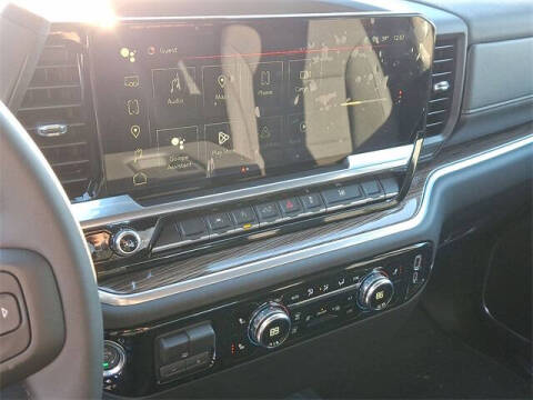 2026 GMC Sierra 1500 Elevation Standard