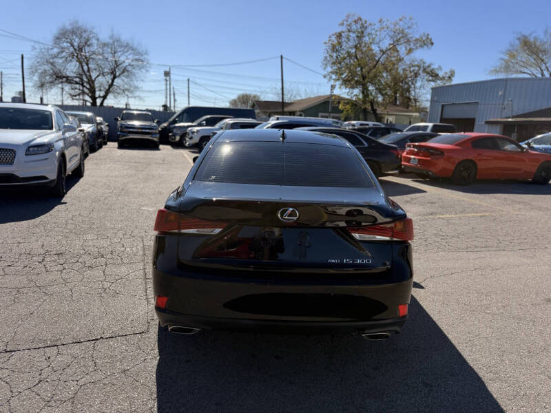 2018 Lexus IS 300