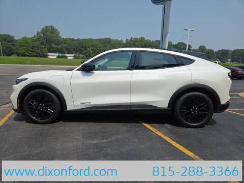 2025 Ford Mustang Mach-E Select