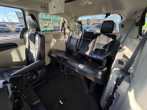 2014 Chrysler Town and Country Limited