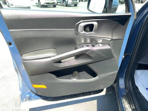 2025 Kia Sorento EX