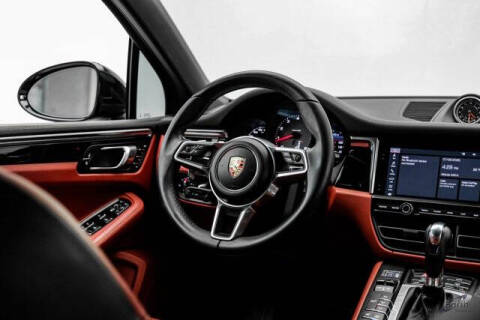 2020 Porsche Macan S