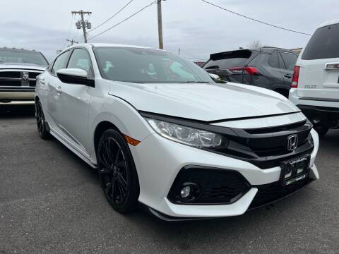 2019 Honda Civic for sale at CarMart One LLC in Freeport NY