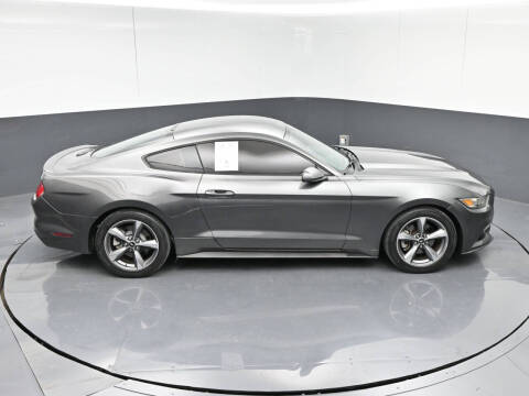 2016 Ford Mustang V6
