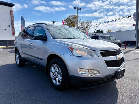 2011 Chevrolet Traverse LS