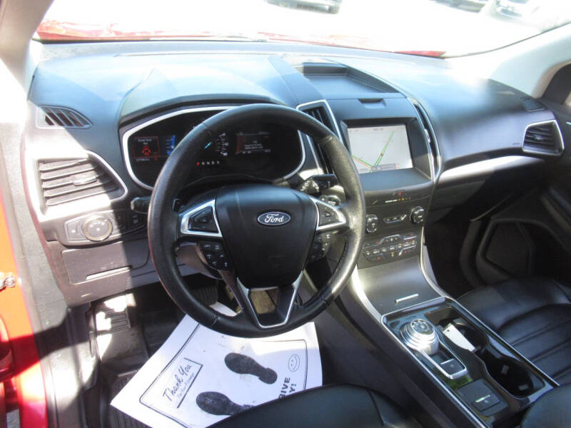 2020 Ford Edge