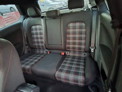 2015 Volkswagen Golf GTI S