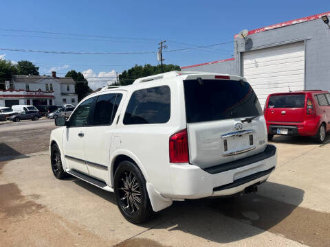 2005 Infiniti QX56