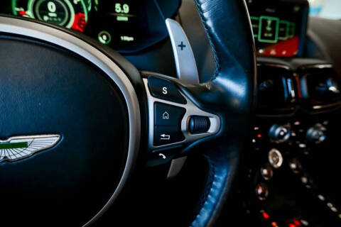 2022 Aston Martin Vantage