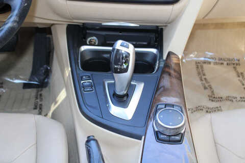 2015 BMW 3 Series 320i