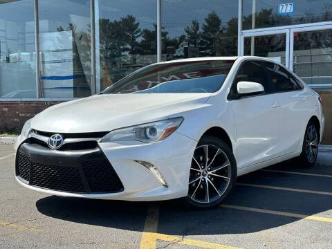 2015 Toyota Camry for sale at MAGIC AUTO SALES in Little Ferry NJ
