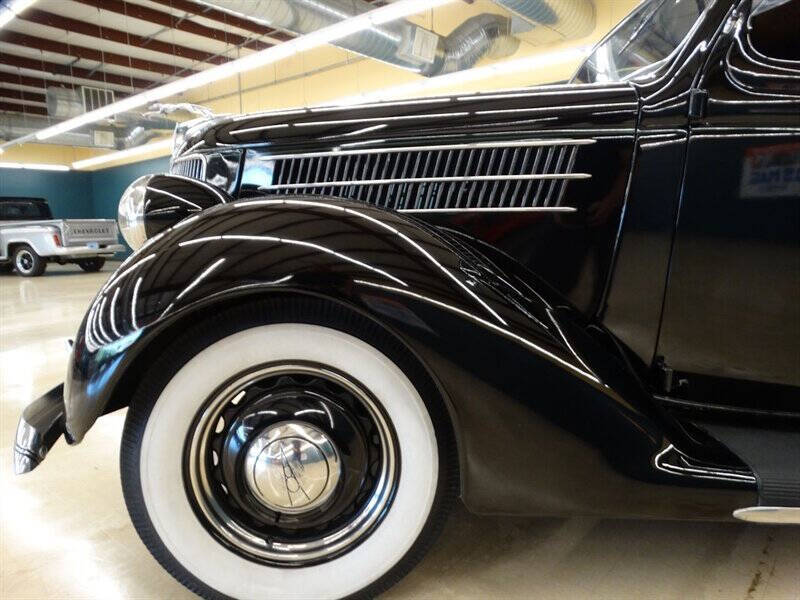 1936 Ford Tudor