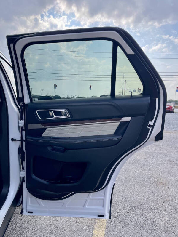 2016 Ford Explorer Platinum