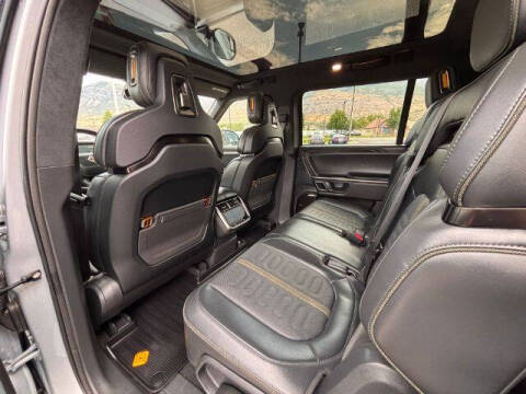 2024 Rivian R1S Adventure